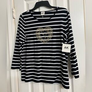 NWT AK Black and White Striped 3/4 sleeve Top with gold Heart Design size M